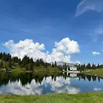 Cozy Swiss Fjord Flumserberg Direct Train Zurich Lägenhet